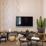 Seba - 2 Bedrooms In Santo Antonio Апартаменти Лісабон
