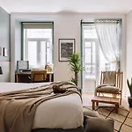 Seba - 2 Bedrooms In Santo Antonio Лиссабон